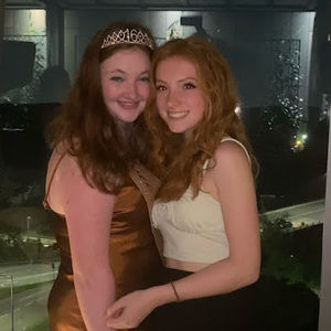 Meet your Posher, Claire